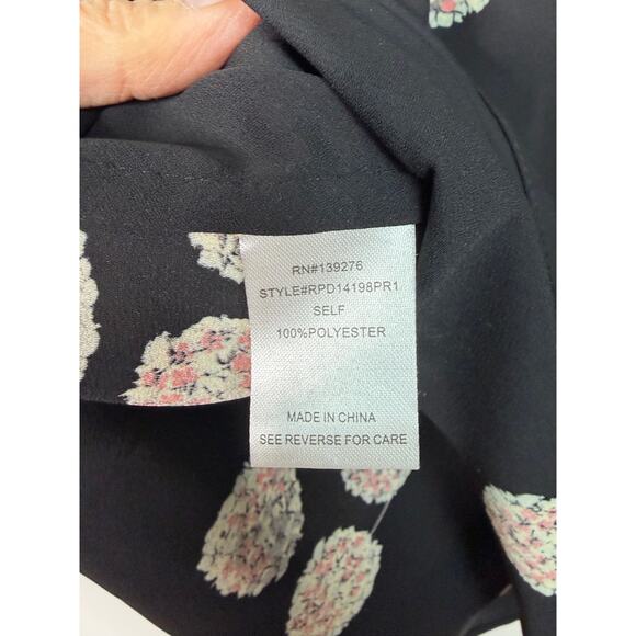 Daniel Rainn Size Black Floral Kode Split Neck Blouse Size XXL - Picture 6 of 6